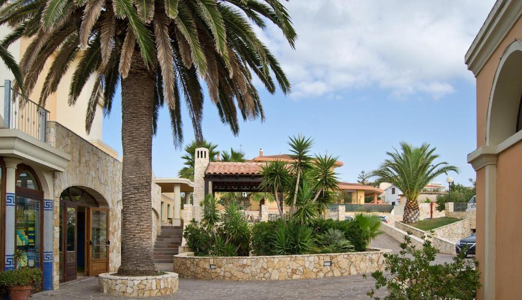 Hotel Libyssonis Porto Torres Exterior photo